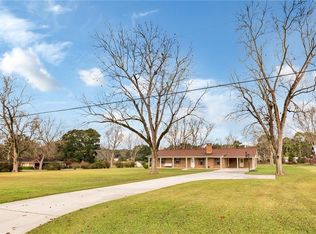 12750 Larry Ln W, Grand Bay, AL 36541