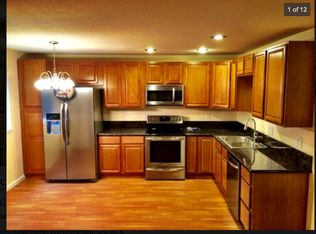 3911 SE Mall St APT 1C, Portland, OR 97202