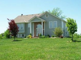 9950 Rock Falls Rd, Orrick, MO 64077