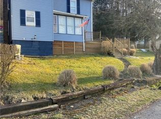 164 Indiana Ave, Chester, WV 26034