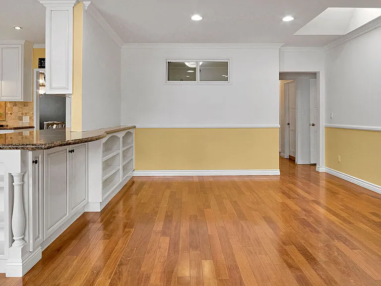 2545 Sycamore Dr — Photo 16