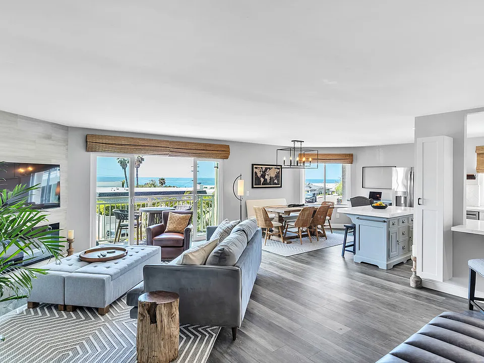 5366 La Jolla Blvd #101C
