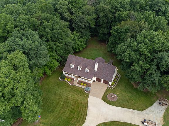 4th image of 272 Red Cardinal Dr