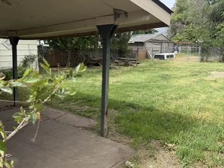 2619 Scott St — Photo 2