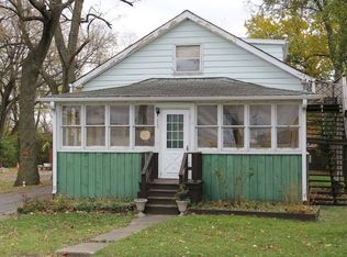 532 E Pine Ave, Bensenville, IL 60106