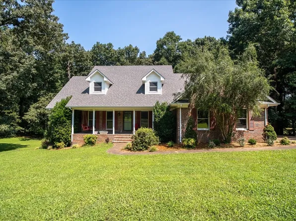 11 Ashley Ct, Lawrenceburg, TN 38464