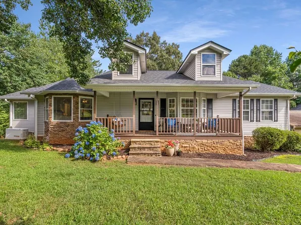 214 Piney Woods Dr, Ellijay, GA 30536