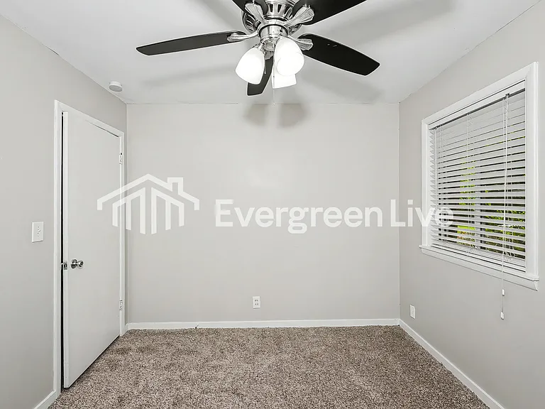 1137 Bowman Rd — Photo 8