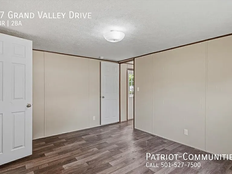 17 Grand Valley Dr — Photo 12