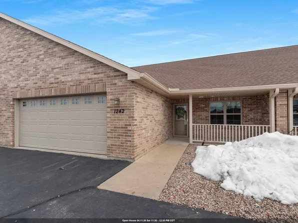 1242 Pond View Cir #18, De Pere, WI 54115
