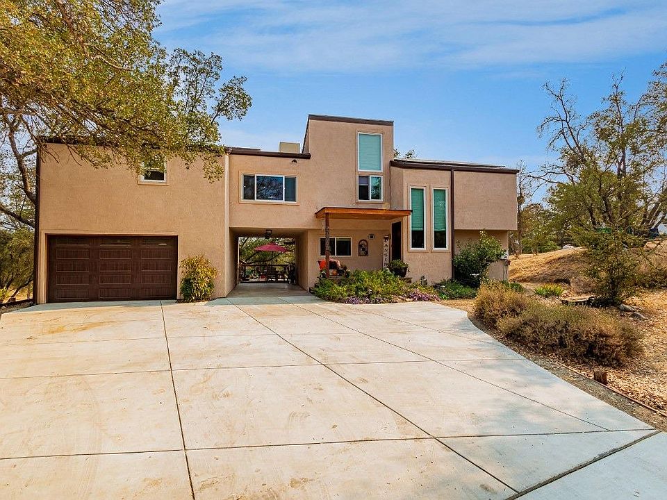 1st image of 28905 Acorn Way