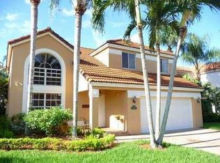 9208 Magnolia Ct, Davie, FL 33328