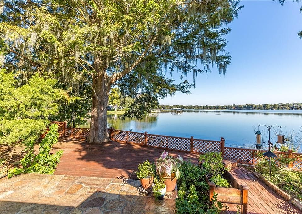 1st image of 1915 Lakeside Dr