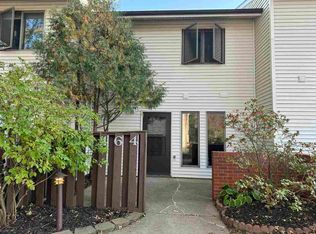 464 Samoa Dr, Iowa City, IA 52246