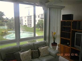 2nd image of 6005 Del Lago Cir APT 209