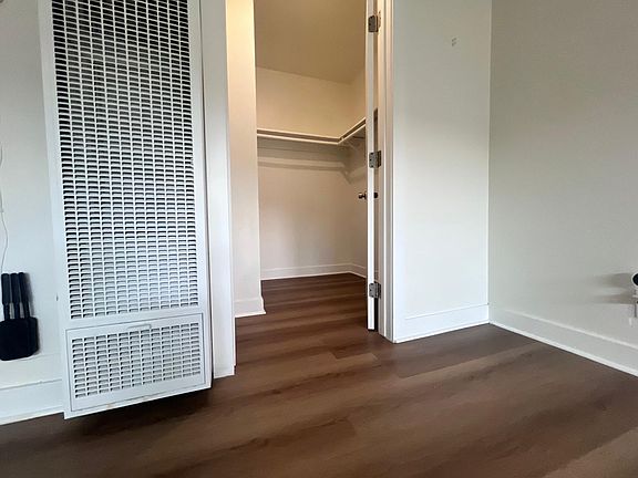 3rd image of 9023 Orion Ave #B23