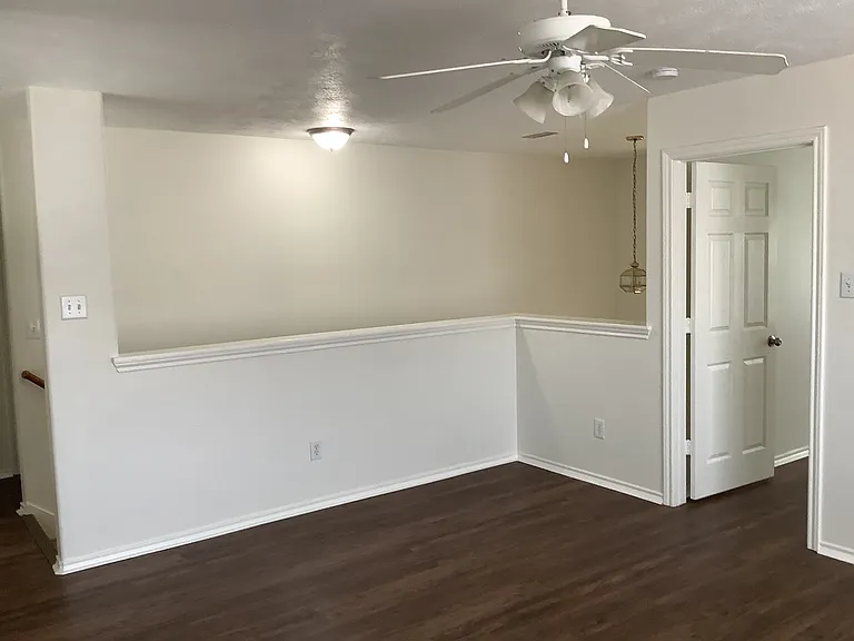 3340 Zubin Ln — Photo 11