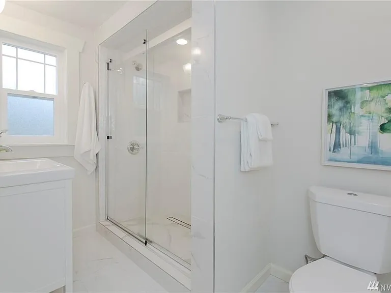 3115 E Yesler Way — Photo 13