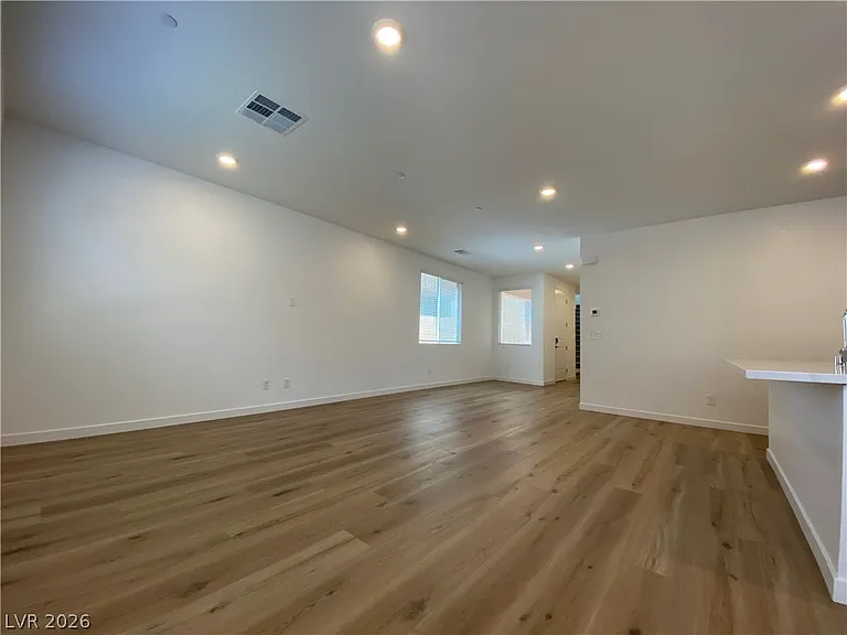 2608 Morning Moon St — Photo 3