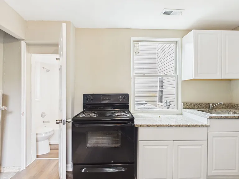529 Harrison St #B — Photo 29