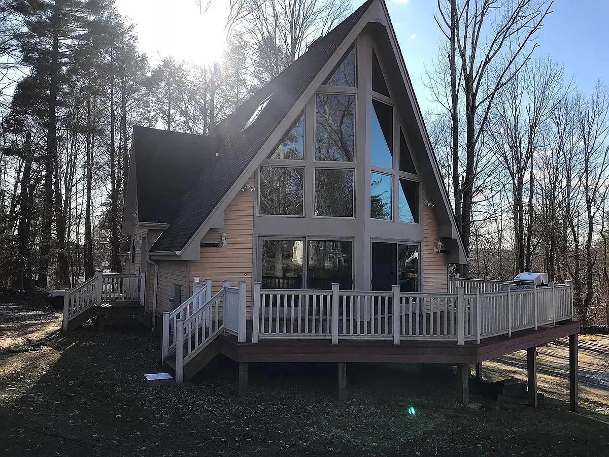 Building Photo - 27 Coit Ln