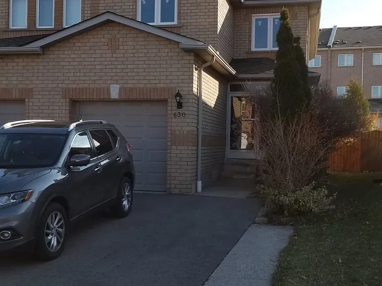 630 Leatherleaf Dr — Photo 1