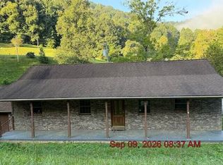 3261-3261 Highway 1344, Calvin, KY 40813