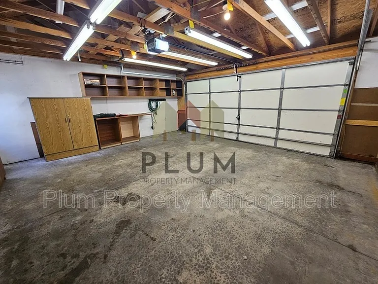 1314 Bulwer St — Photo 27