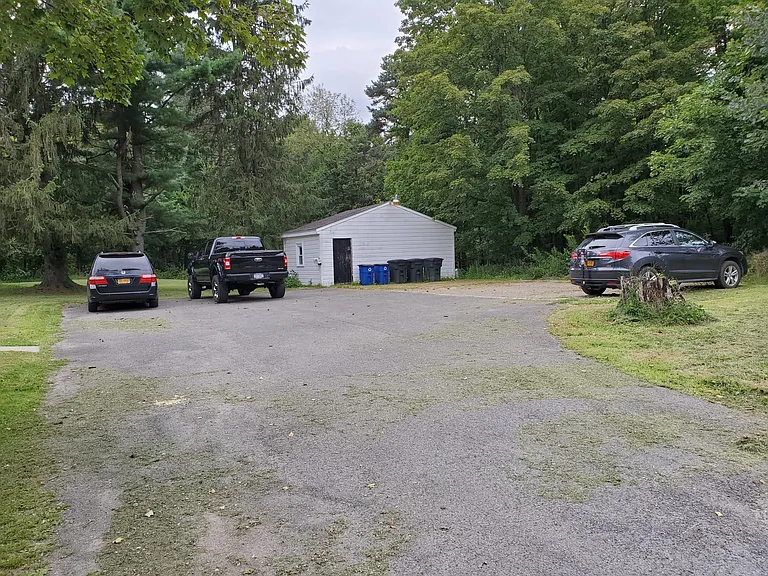 27 Beaver Rd #2 — Photo 16