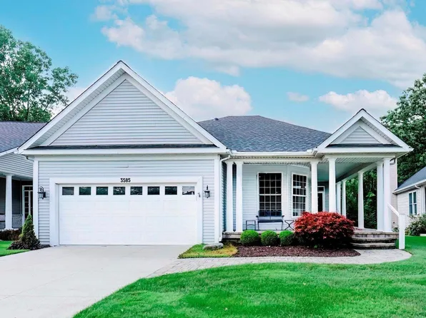 3585 Riverside Dr, Auburn Hills, MI 48326