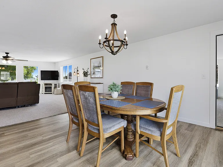 15185 Yotie Ct — Photo 15