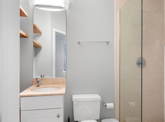 2nd image of 2115 W Crystal St APT 2