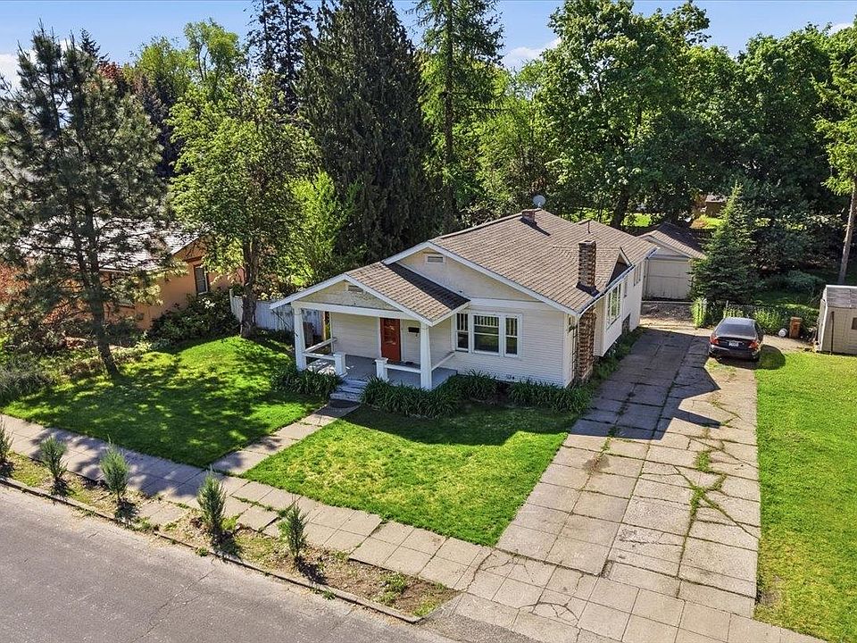 1st image of 826 E 34th Ave