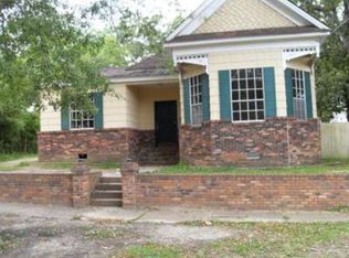 518 S 5th St, McComb, MS 39648