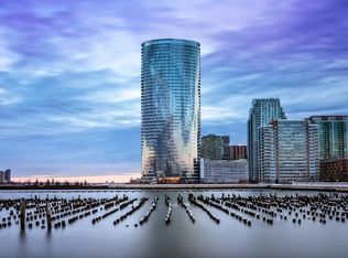 27 Park Ln PENTHOUSE 2, Jersey City, NJ 07310