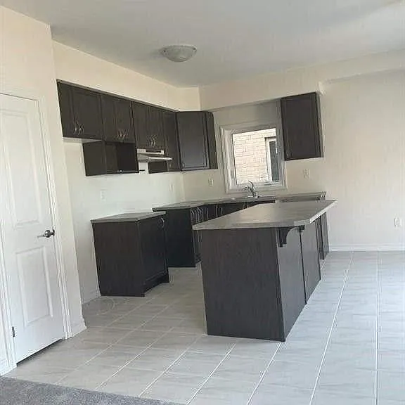41 Sleeth St — Photo 2