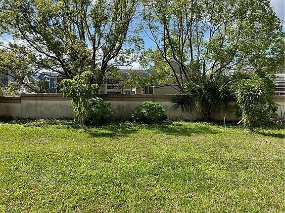 5th image of 2414 Berkshire Ct