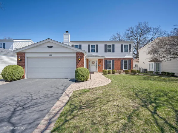 1053 Cherry Ln, Lombard, IL 60148