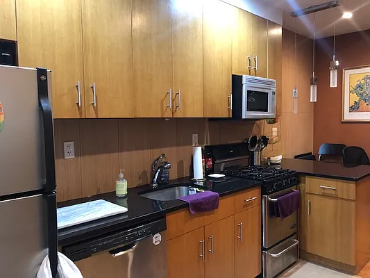 Rented by Fifth & Forever LLC | media 37