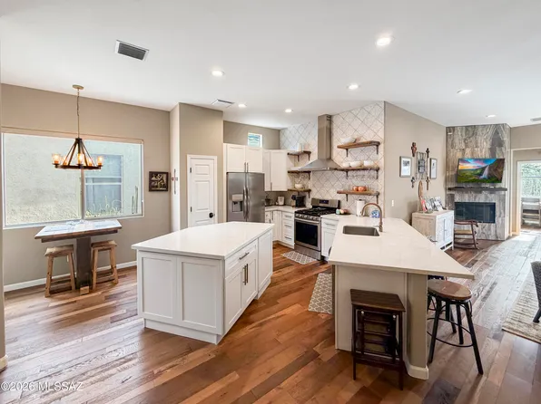 5083 N Pinnacle Cove Dr, Tucson, AZ 85749