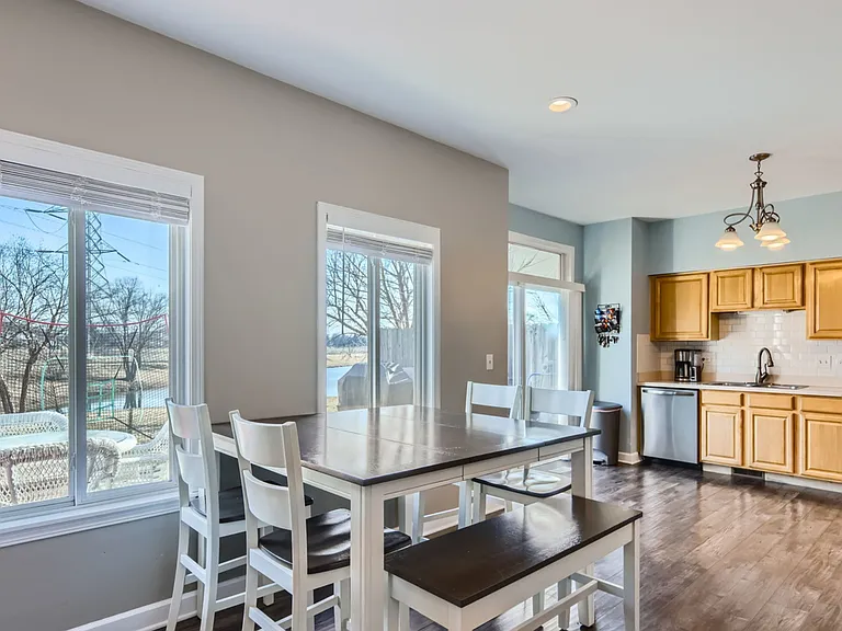2606 Stowe Ct — Photo 6