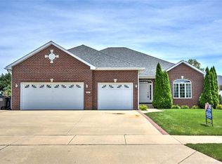 536 Will Ln, Forsyth, IL