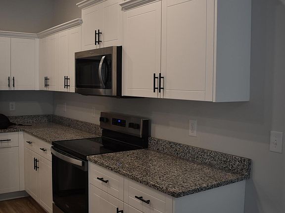 4th image of 4125 Beautiful Pond Park