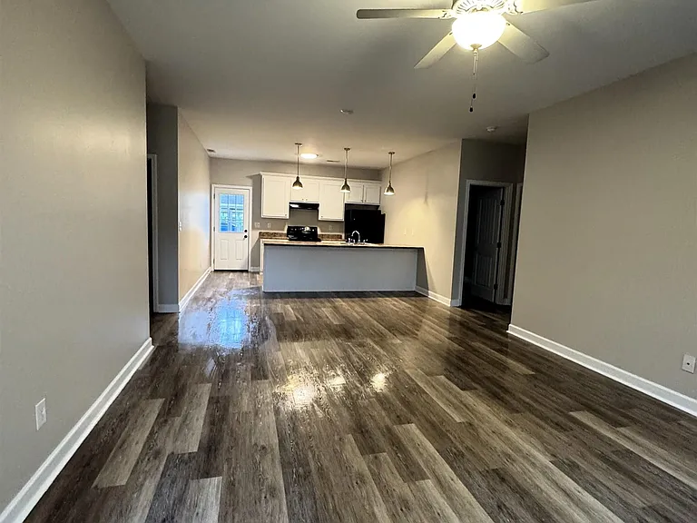 110 Blue Heron Dr #A — Photo 6