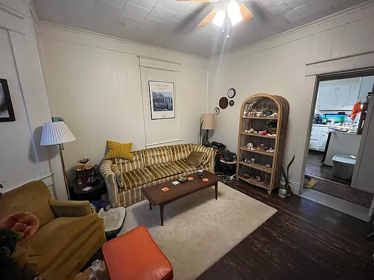 450 Dallas St #A — Photo 10