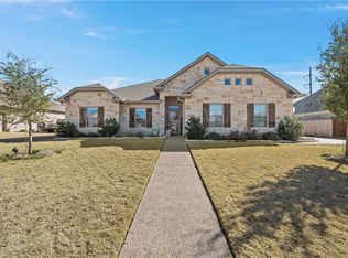 816 Gallant Fox Rd, Hewitt, TX 76643