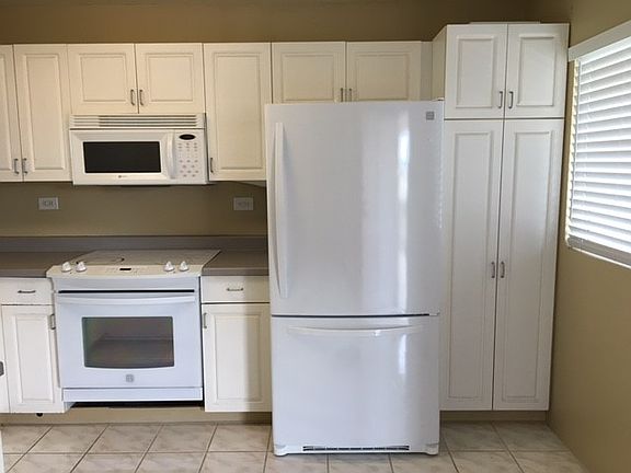 2nd image of 3075 Ala Poha Pl APT 1111