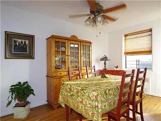 Sold by Exclusive Properties Sotheby's International Realty | media 8