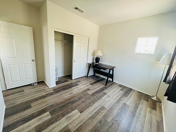 5th image of 10957 Coalinga Ave