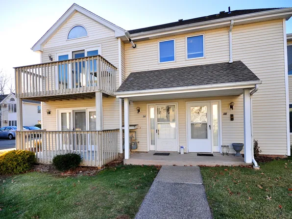 34 Millbrook Court #34, Newington, CT 06111